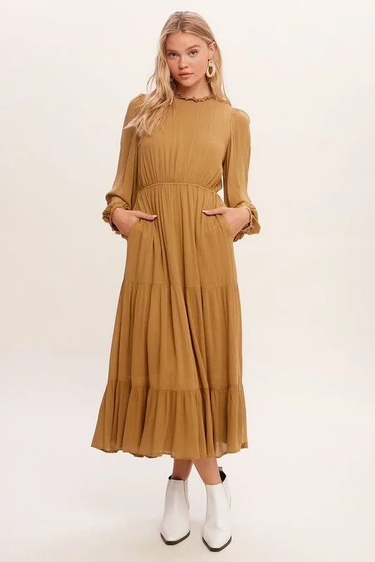 Elsa Maxi Dress Elegant Maxi Dress with Slit