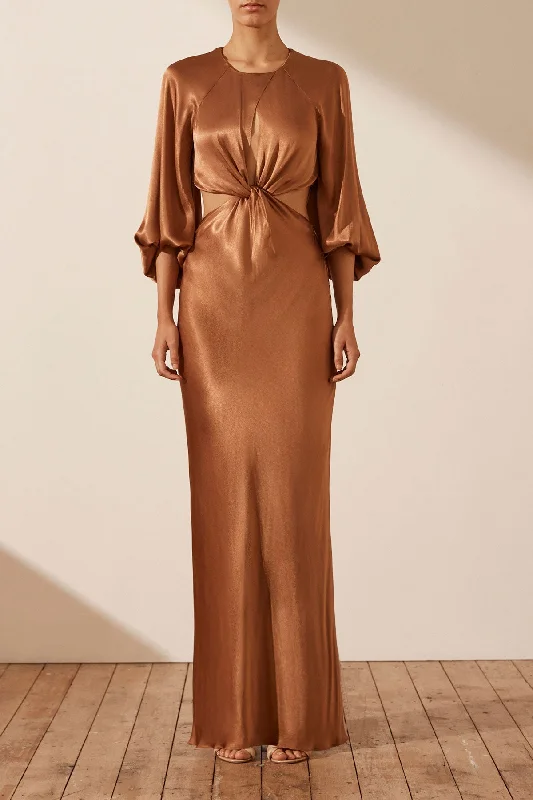 LA LUNE TWIST FRONT CUT OUT MAXI DRESS - ALMOND Trendy A-Line Maxi Dress