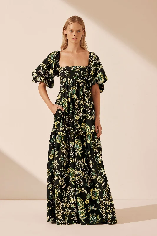 LINA SQUARE NECK TIERED MAXI DRESS Trendy Maxi Dress with Straps