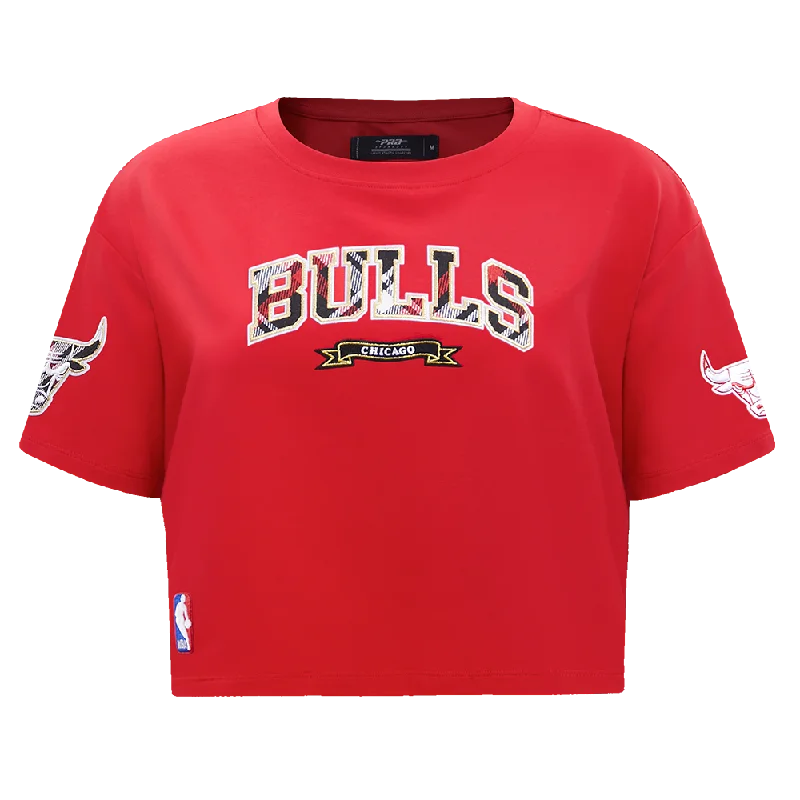 NBA CHICAGO BULLS PRO PREP SJ BOXY TEE (RED) Rayon Fabric Velvet Fabric Corduroy Fabric NBA CHICAGO BULLS PRO PREP SJ BOXY TEE (RED) Rayon Fabric Velvet Fabric Corduroy Fabric