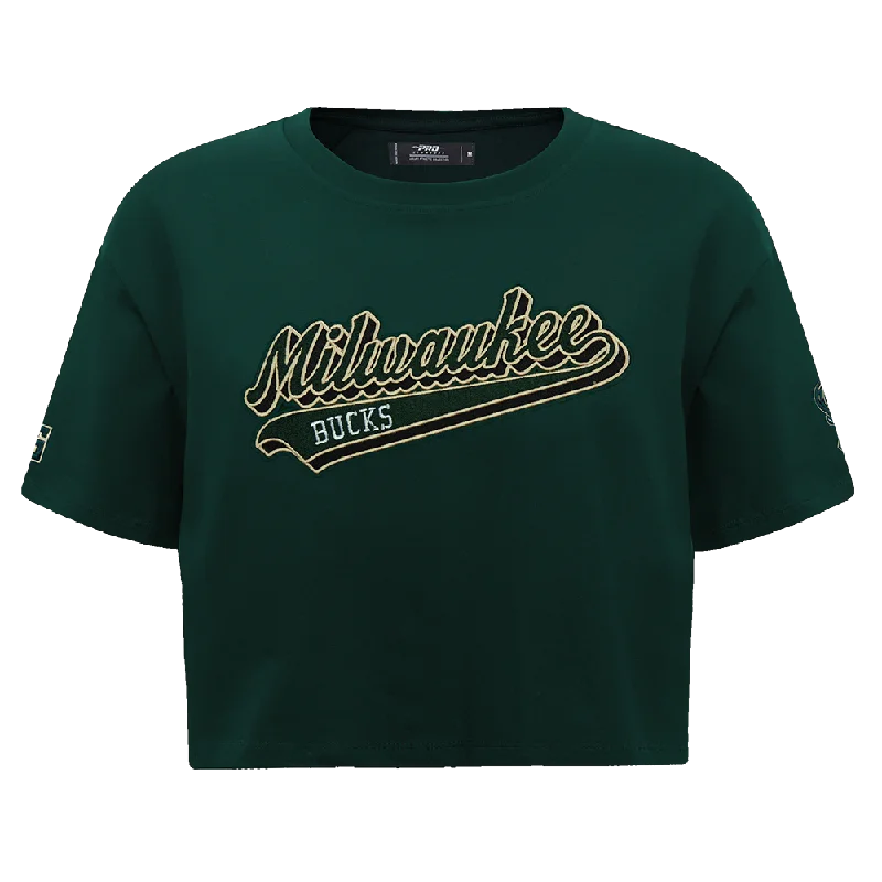 NBA MILWAUKEE BUCKS SCRIPT TAIL WOMEN'S SJ BOXY TEE (FOREST GREEN) Wool Fabric Cashmere Fabric Tweed Fabric NBA MILWAUKEE BUCKS SCRIPT TAIL WOMEN'S SJ BOXY TEE (FOREST GREEN) Wool Fabric Cashmere Fabric Tweed Fabric
