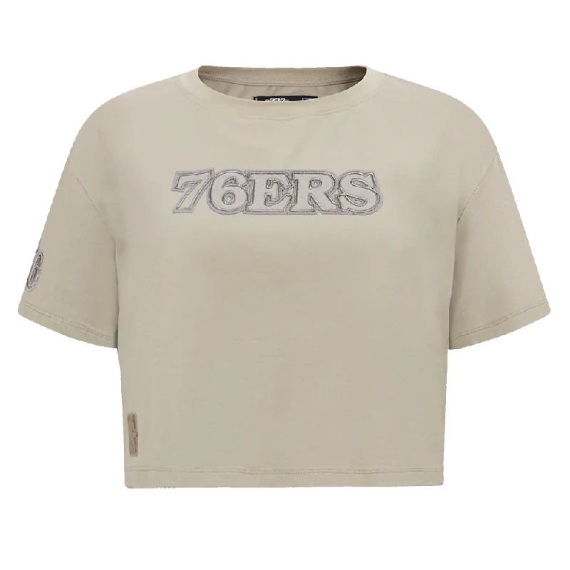 NBA PHILADELPHIA 76ERS NEUTRAL WOMEN'S BOXY TEE (TAUPE) Chenille Blend Fleece Blend Nylon Blend NBA PHILADELPHIA 76ERS NEUTRAL WOMEN'S BOXY TEE (TAUPE) Chenille Blend Fleece Blend Nylon Blend