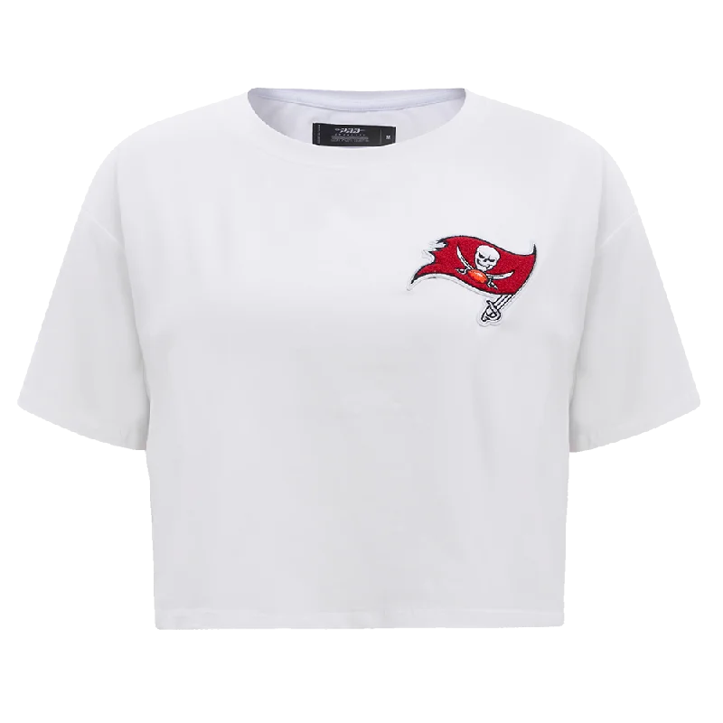 NFL TAMPA BAY BUCCANEERS CLASSIC WOMEN'S SJ BOXY TEE (WHITE) Houndstooth Herringbone Solid NFL TAMPA BAY BUCCANEERS CLASSIC WOMEN'S SJ BOXY TEE (WHITE) Houndstooth Herringbone Solid