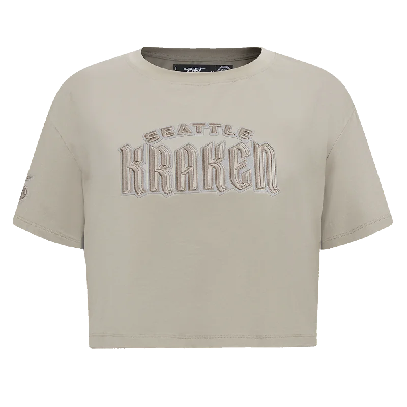 NHL SEATTLE KRAKEN NEUTRAL WOMEN'S BOXY TEE (TAUPE) Mesh Blend Leather Blend Suede Blend NHL SEATTLE KRAKEN NEUTRAL WOMEN'S BOXY TEE (TAUPE) Mesh Blend Leather Blend Suede Blend