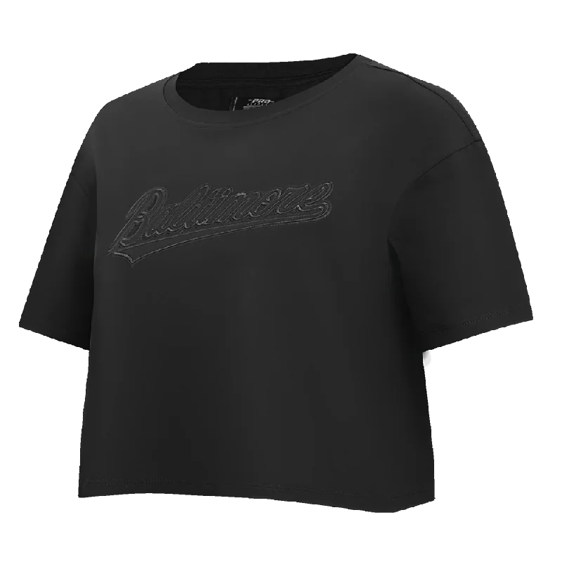 MLB BALTIMORE ORIOLES NEUTRAL WOMEN'S BOXY TEE (BLACK) Handmade Hand-knitted Hand-woven MLB BALTIMORE ORIOLES NEUTRAL WOMEN'S BOXY TEE (BLACK) Handmade Hand-knitted Hand-woven