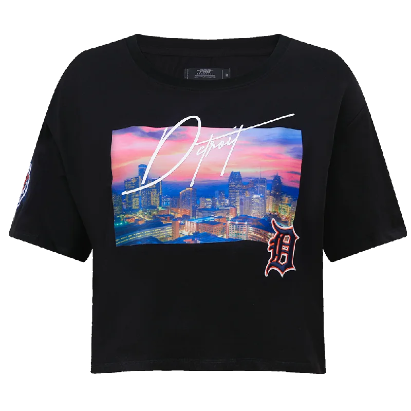 MLB DETROIT TIGERS CITY SCAPE WOMEN'S BOXY TEE (BLACK) Notch Collar Peter Pan Collar Cowl Neck MLB DETROIT TIGERS CITY SCAPE WOMEN'S BOXY TEE (BLACK) Notch Collar Peter Pan Collar Cowl Neck